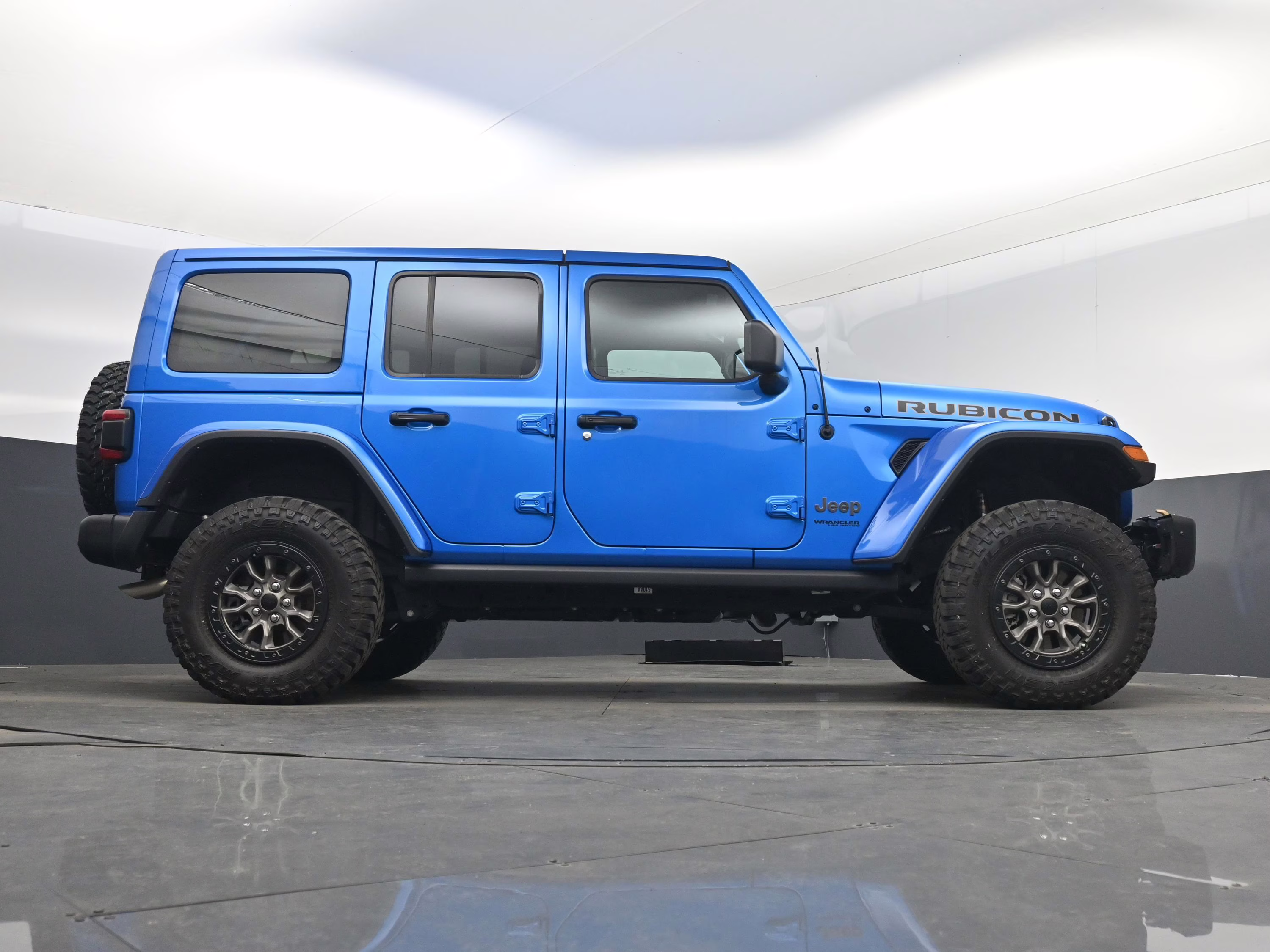 2022 Hydro Blue Pearl Coat Jeep Wrangler Unlimited Rubicon 392 4X4 SUV