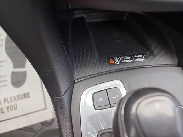 2019 Pearl Chevrolet Equinox Premier AWD SUV