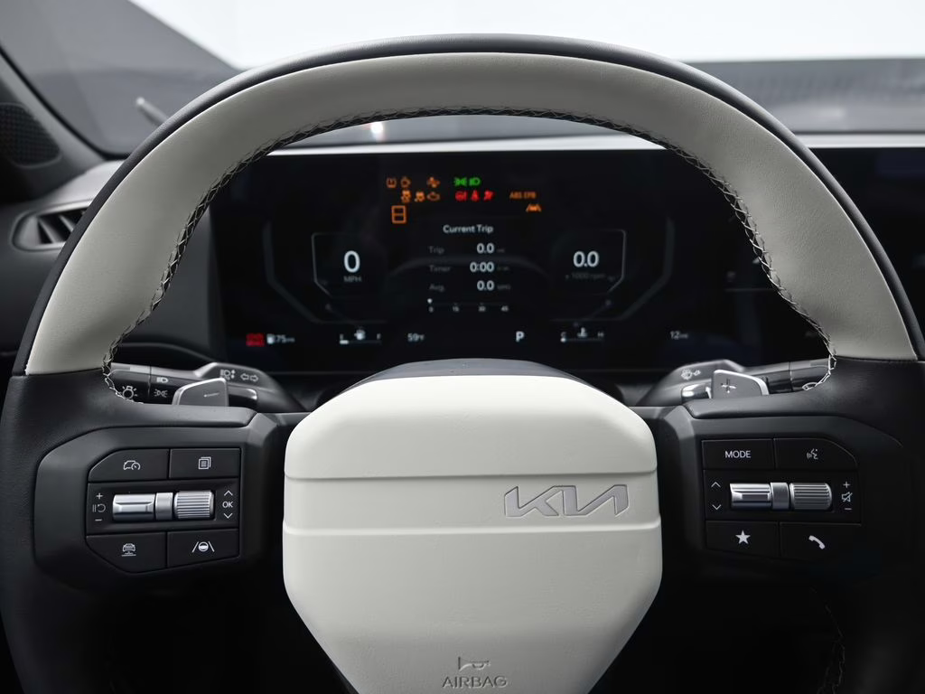 2026 Snow White Pearl Kia K4 GT-Line FWD Sedan