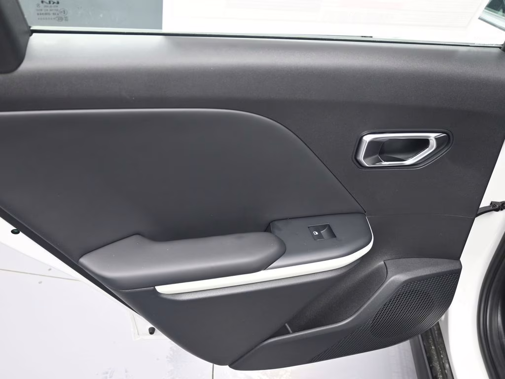 2026 Snow White Pearl Kia K4 GT-Line FWD Sedan