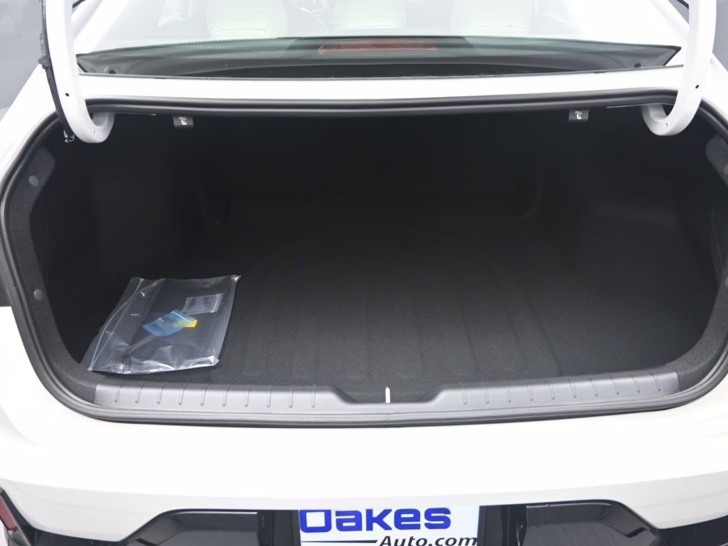 2026 Snow White Pearl Kia K4 GT-Line FWD Sedan