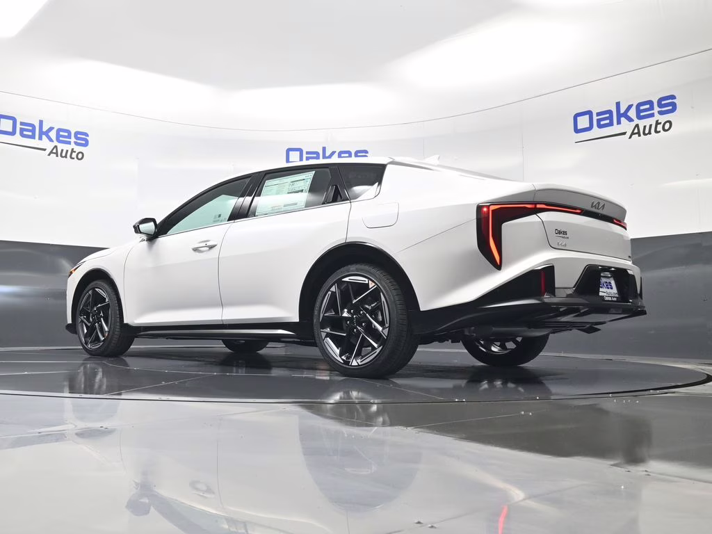 2026 Snow White Pearl Kia K4 GT-Line FWD Sedan