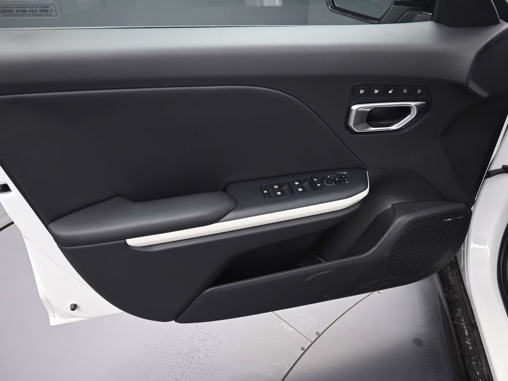 2026 Snow White Pearl Kia K4 GT-Line FWD Sedan