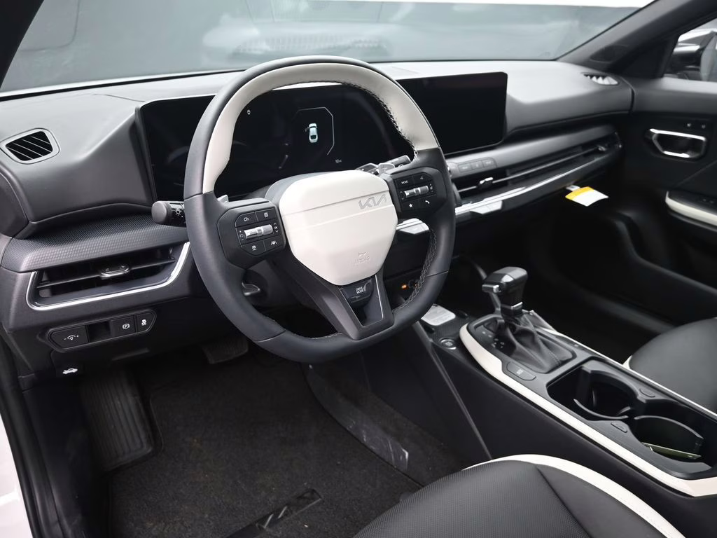 2026 Snow White Pearl Kia K4 GT-Line FWD Sedan