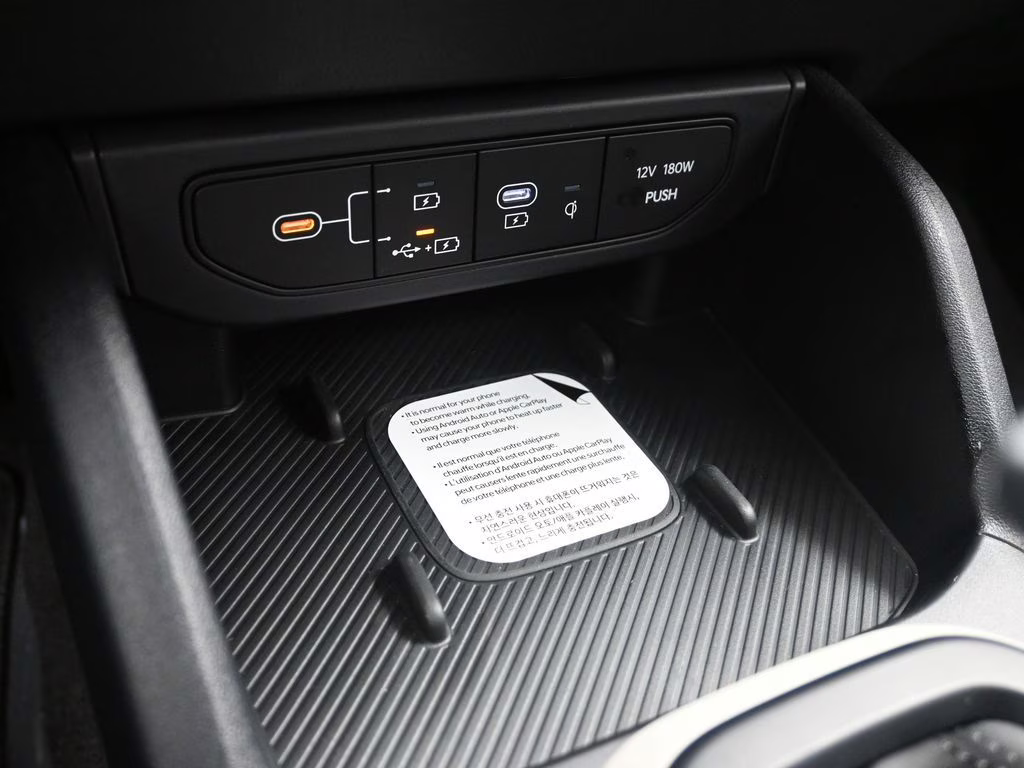 2026 Snow White Pearl Kia K4 GT-Line FWD Sedan