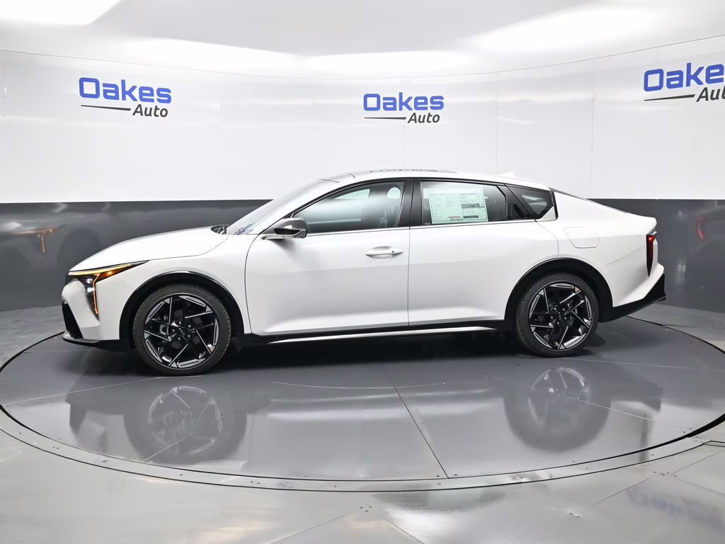 2026 Snow White Pearl Kia K4 GT-Line FWD Sedan