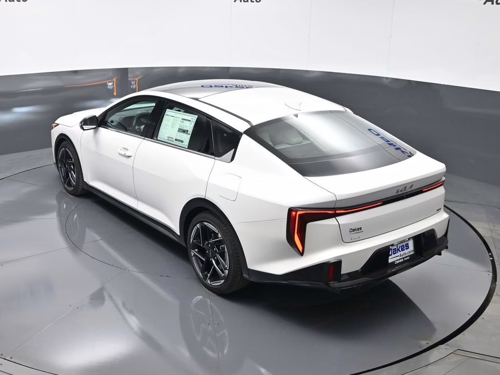2026 Snow White Pearl Kia K4 GT-Line FWD Sedan