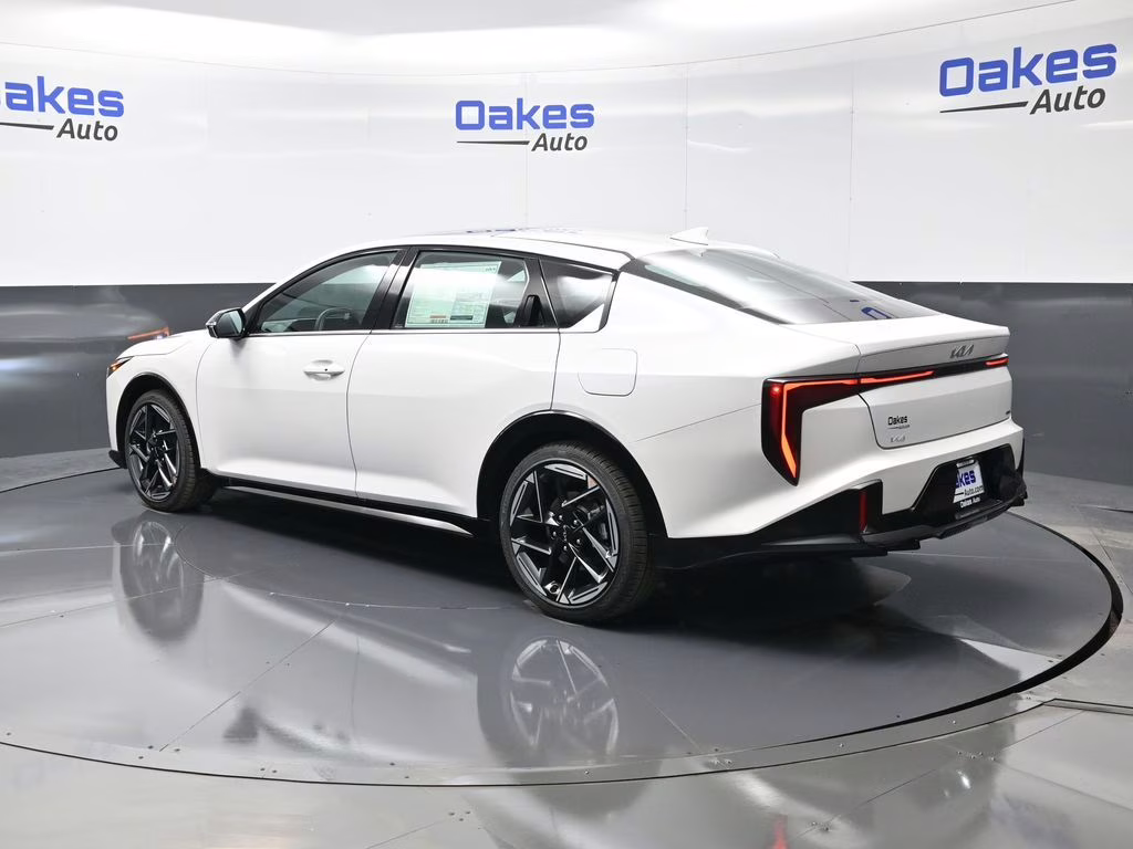 2026 Snow White Pearl Kia K4 GT-Line FWD Sedan