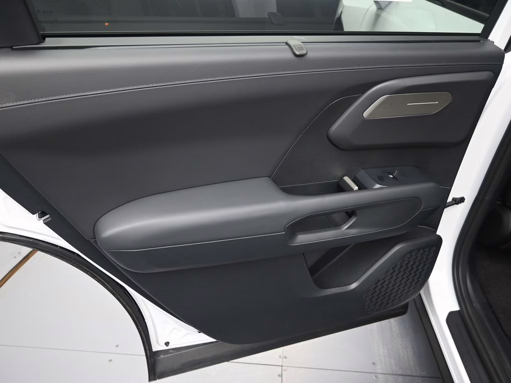 2027 Glacial White Pearl Kia Telluride EX FWD SUV