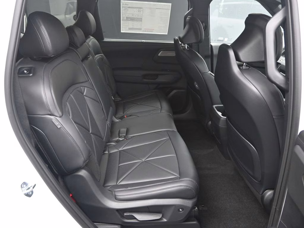 2027 Glacial White Pearl Kia Telluride EX FWD SUV