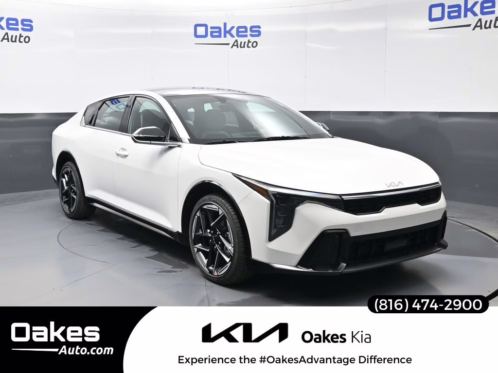 2026 Snow White Pearl Kia K4 GT-Line FWD Sedan