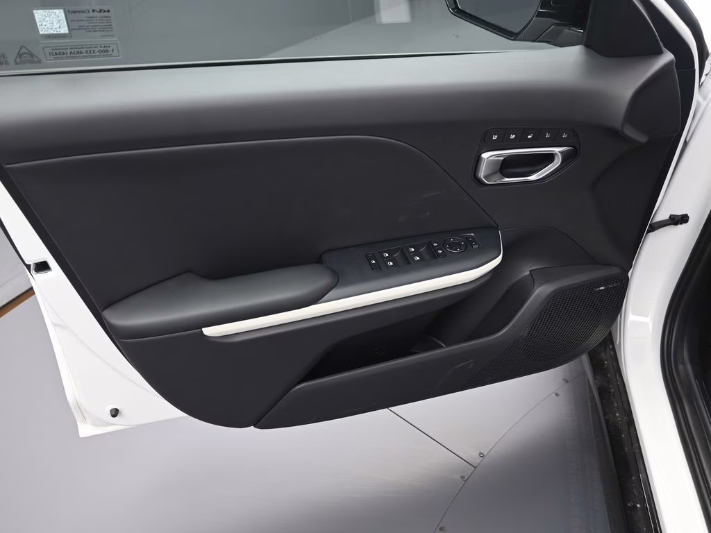 2026 Snow White Pearl Kia K4 GT-Line FWD Sedan