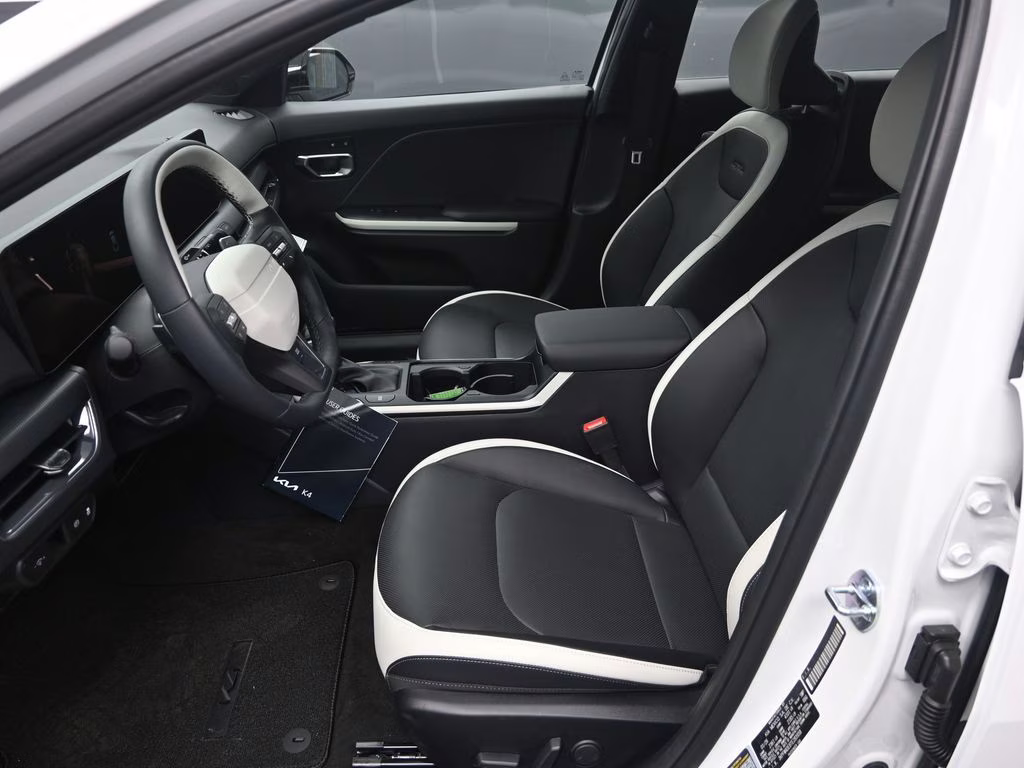 2026 Snow White Pearl Kia K4 GT-Line FWD Sedan