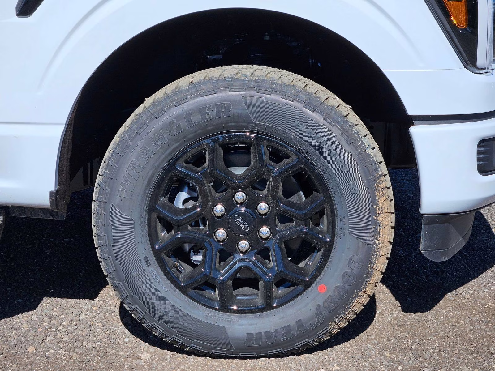 2026 Oxford White Ford F-150 Lariat 4X4 Truck