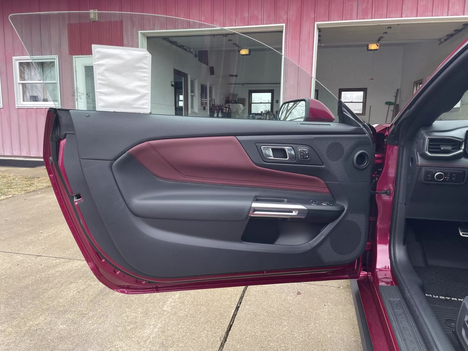2026 Molten Magenta Metallic Tinted Clearcoat Ford Mustang GT Premium RWD Fastback