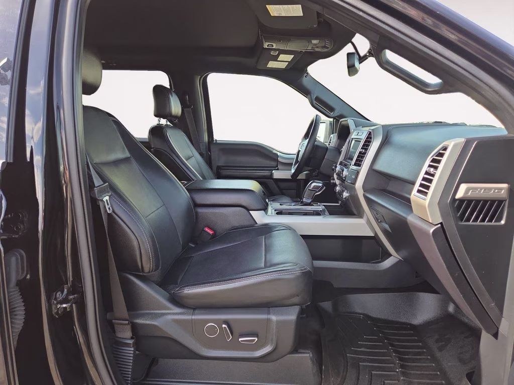 2016 Black Ford F-150 Lariat 4X4 Truck