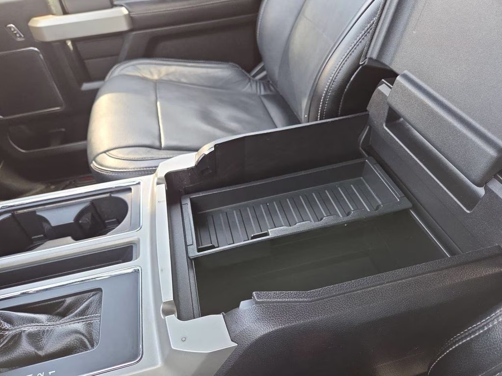 2016 Black Ford F-150 Lariat 4X4 Truck