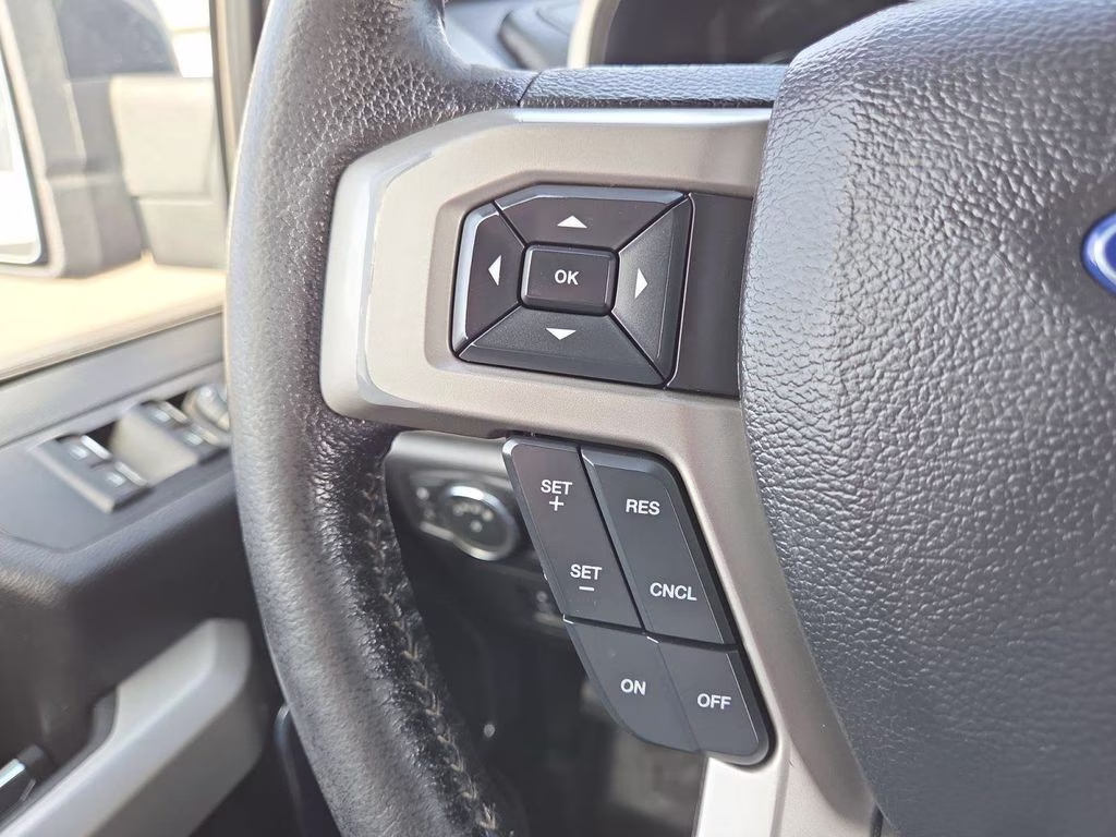 2016 Black Ford F-150 Lariat 4X4 Truck
