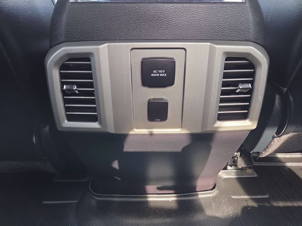 2016 Black Ford F-150 Lariat 4X4 Truck