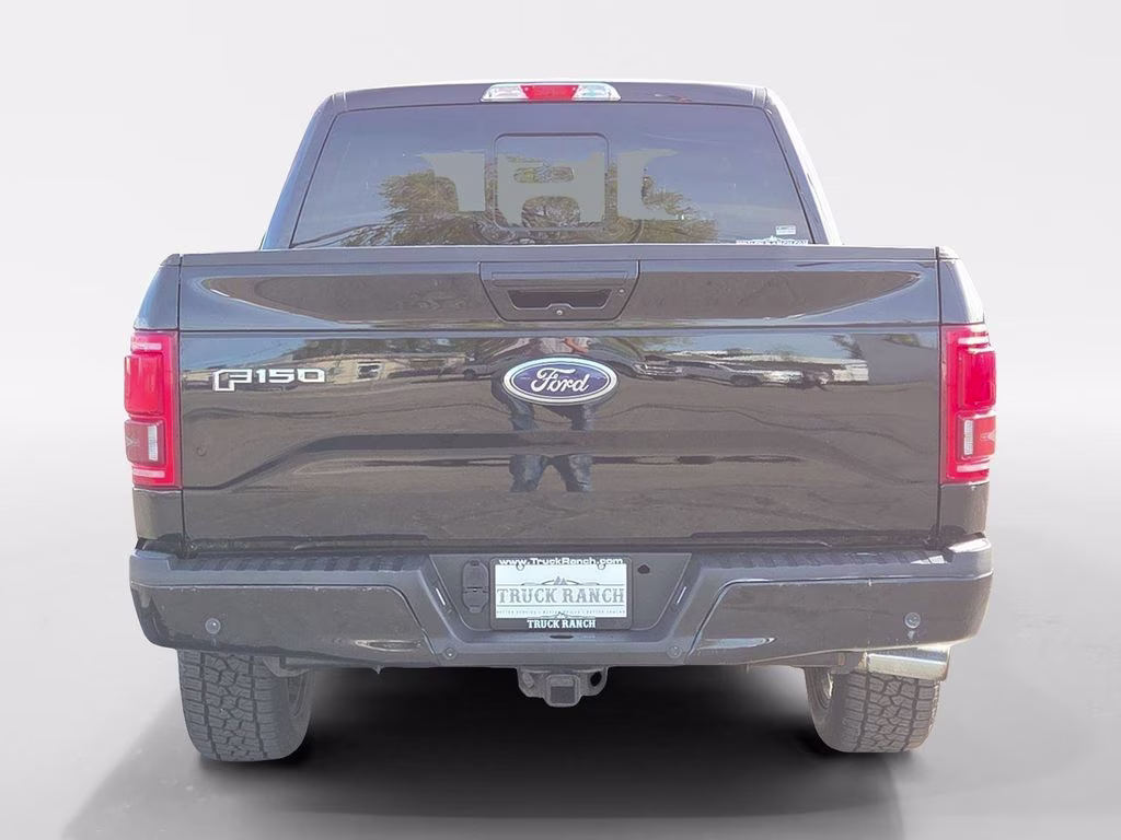 2016 Black Ford F-150 Lariat 4X4 Truck