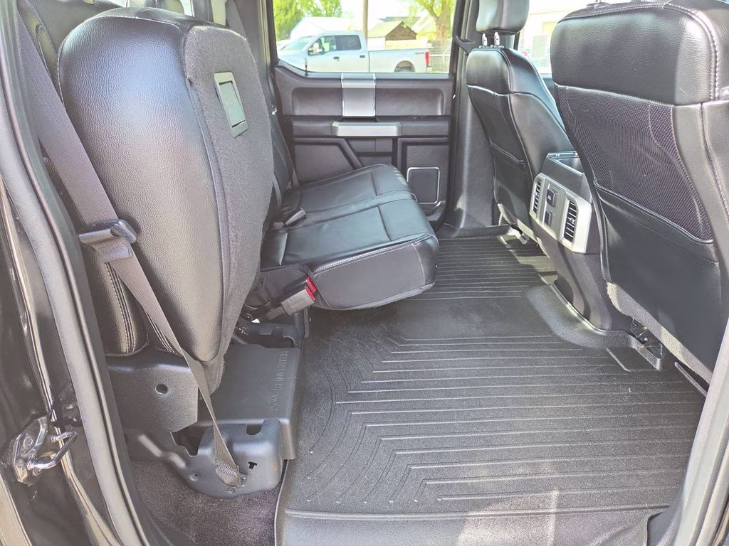 2016 Black Ford F-150 Lariat 4X4 Truck