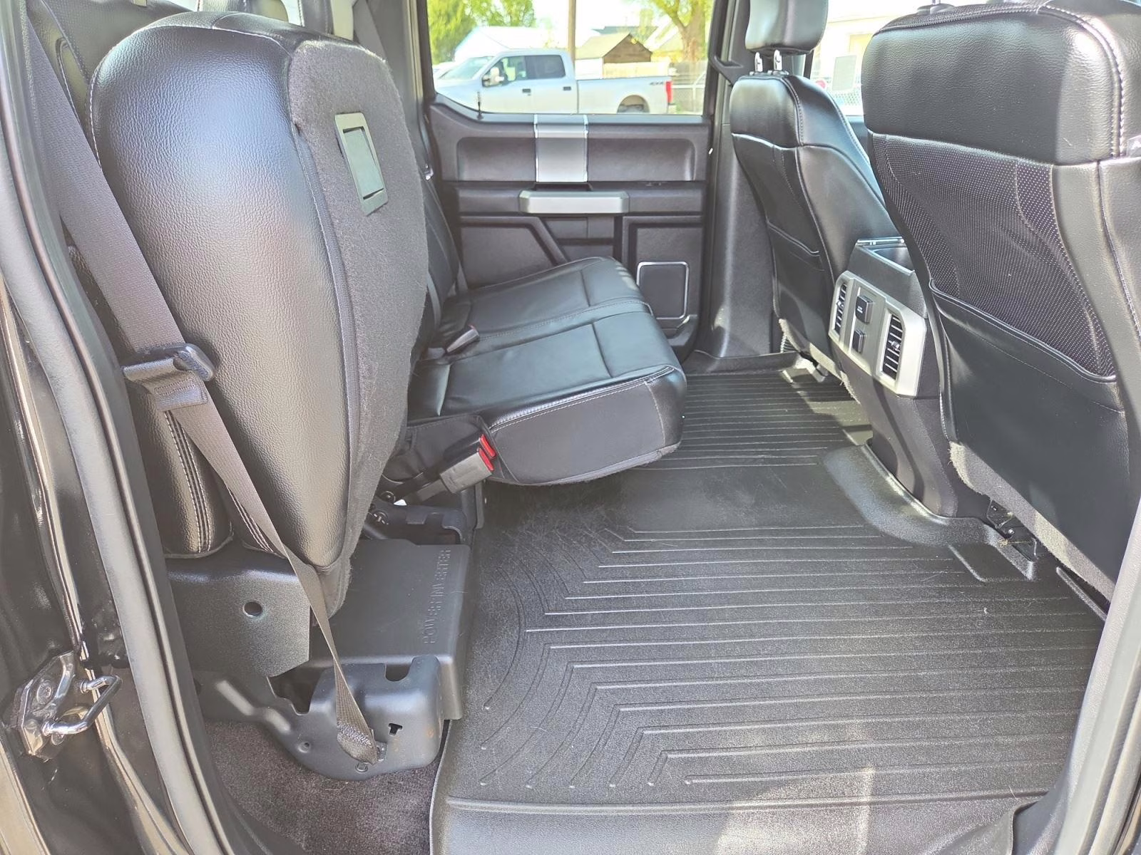 2016 Shadow Black Ford F-150 Lariat 4X4 Truck