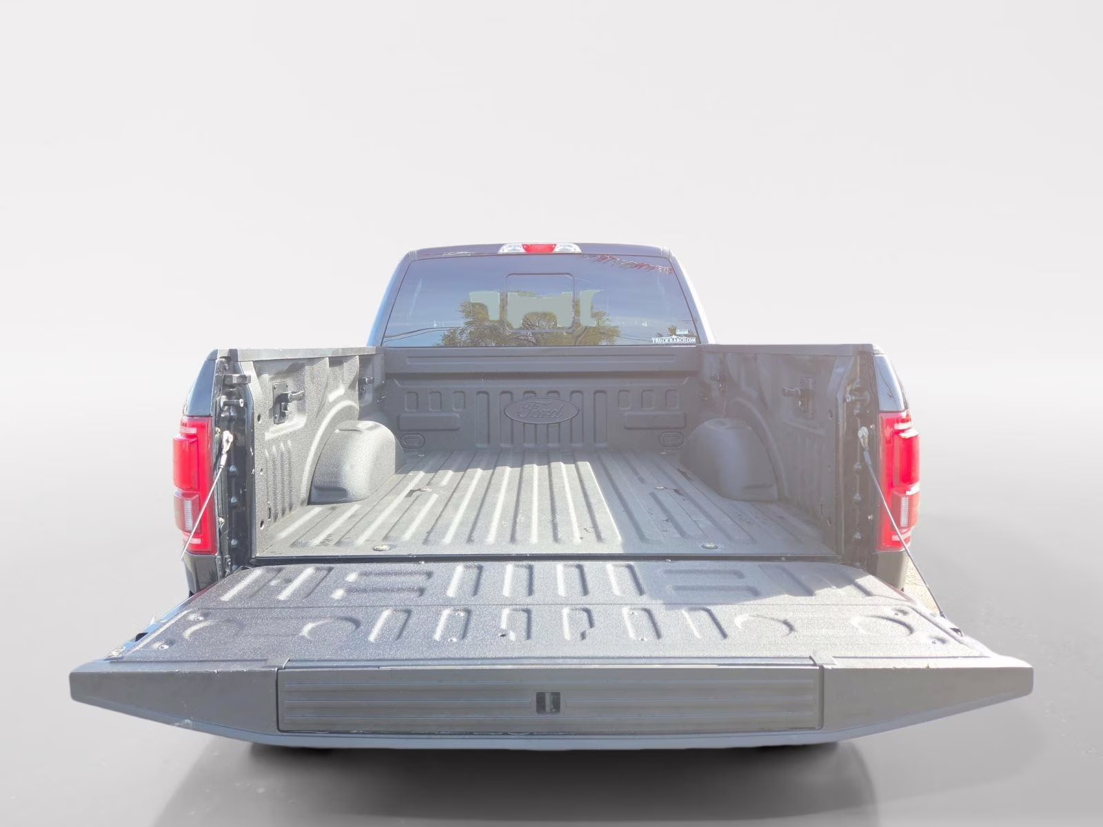 2016 Shadow Black Ford F-150 Lariat 4X4 Truck