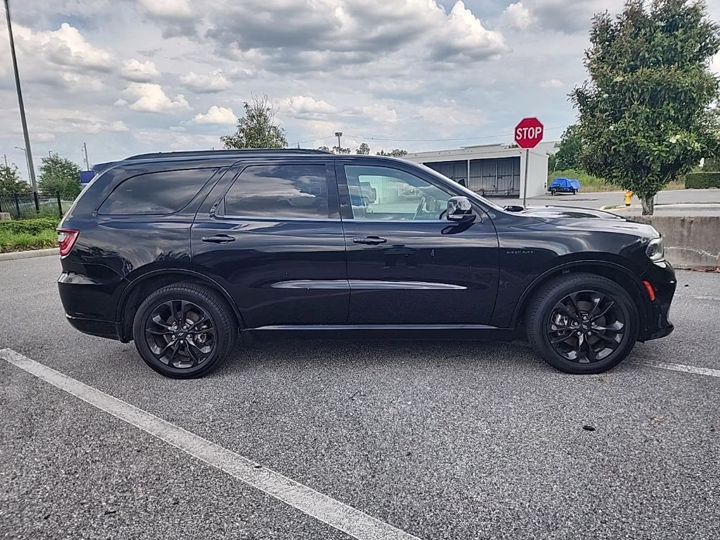 2022 Black Dodge Durango R/T AWD SUV