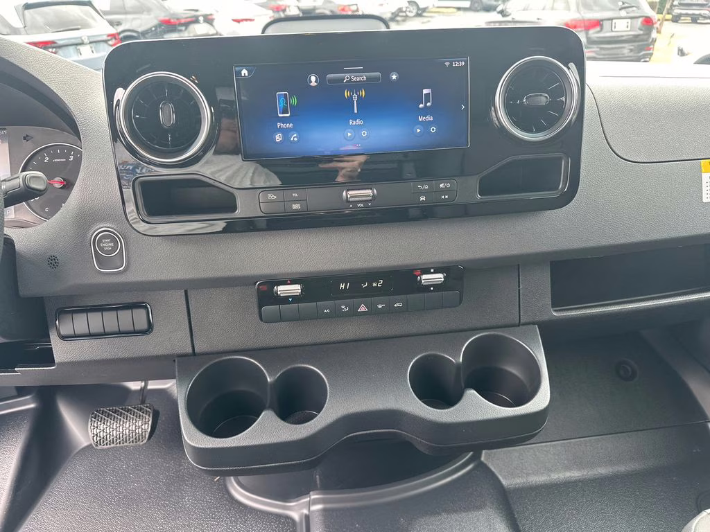 2026 Arctic Mercedes-Benz Sprinter 2500 Cargo 170 WB RWD Van