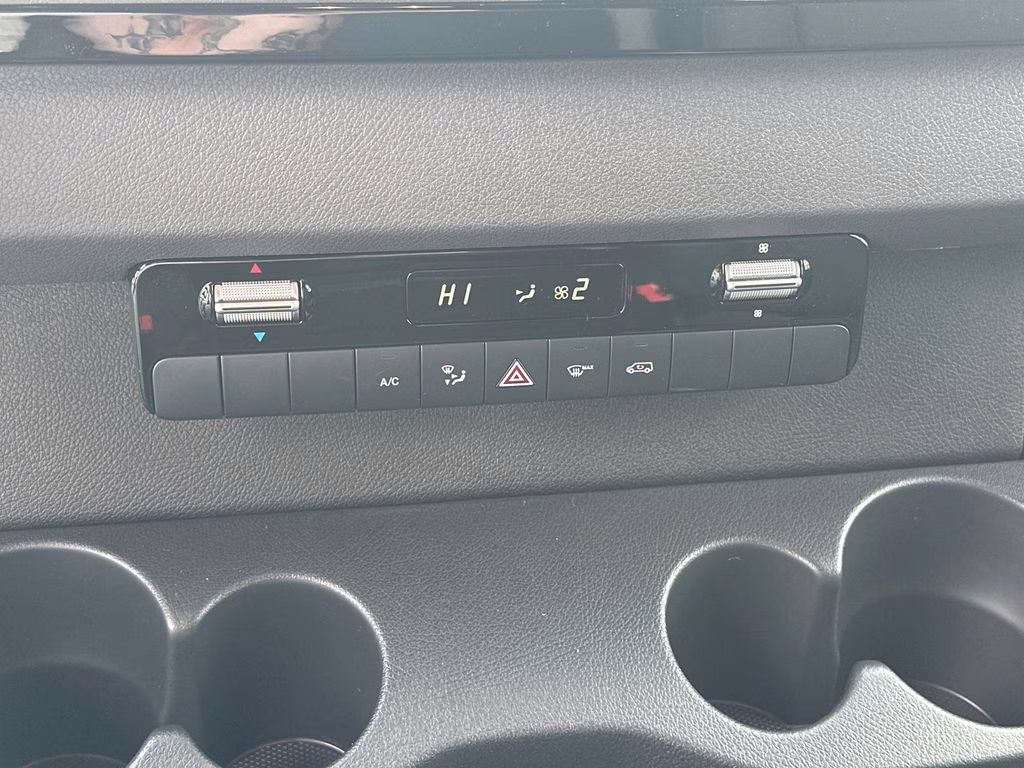 2026 Arctic Mercedes-Benz Sprinter 2500 Cargo 170 WB RWD Van