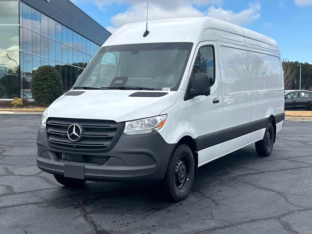 2026 Arctic Mercedes-Benz Sprinter 2500 Cargo 170 WB RWD Van