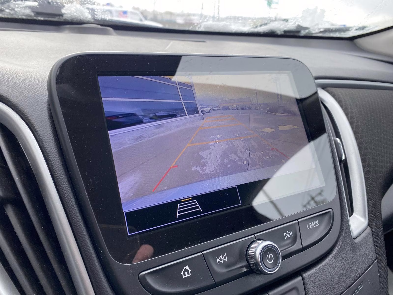 2024 Sterling Gray Metallic Chevrolet Malibu LT FWD Sedan