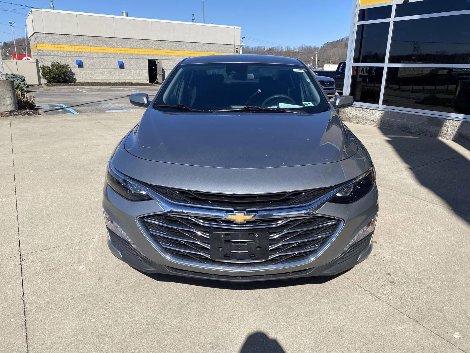 2024 Sterling Gray Metallic Chevrolet Malibu LT FWD Sedan