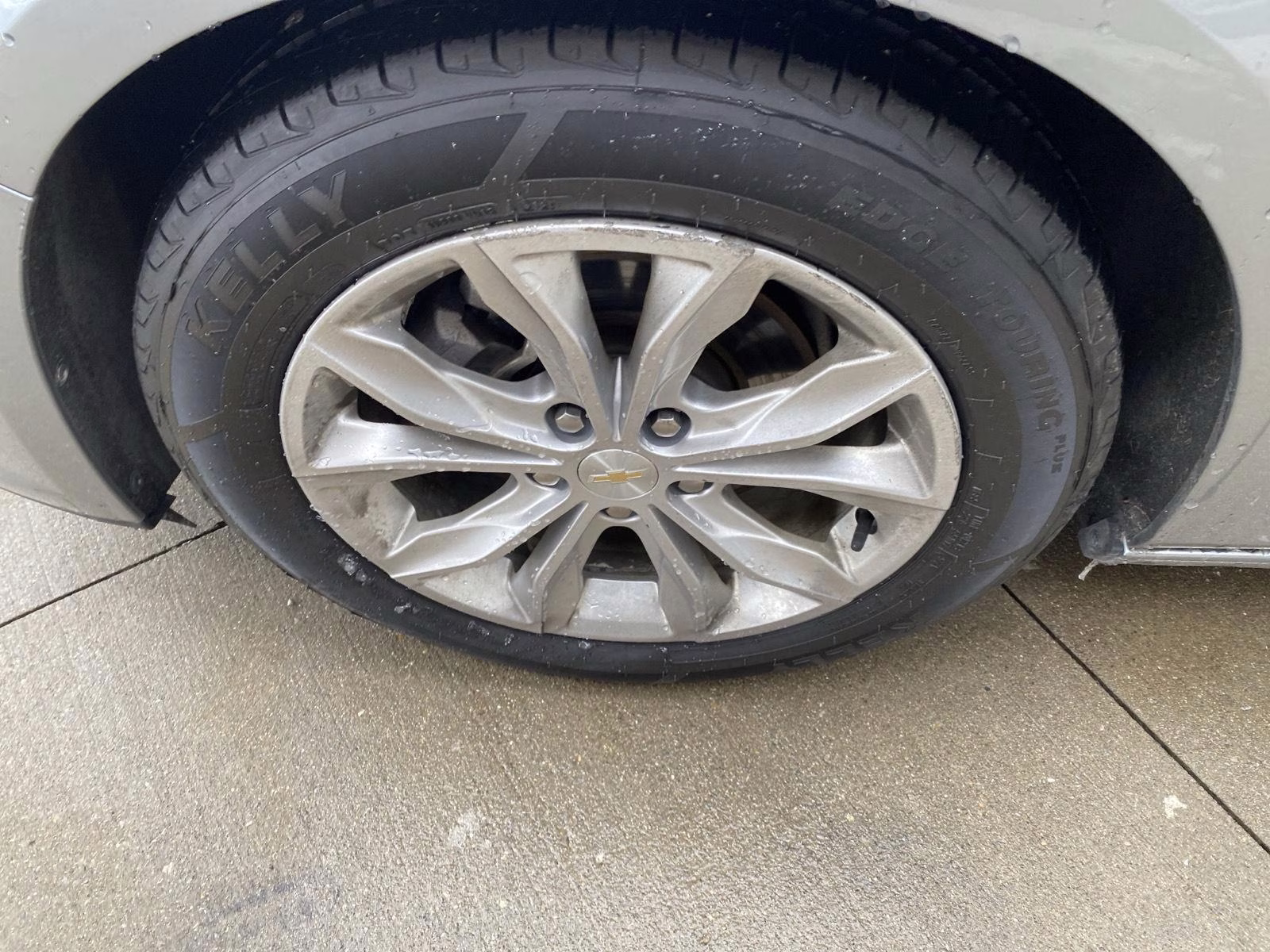 2024 Sterling Gray Metallic Chevrolet Malibu LT FWD Sedan