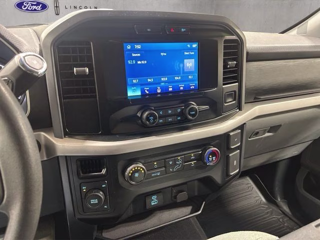 2023 Iconic Silver Metallic Ford F-150 XLT 4X4 Truck