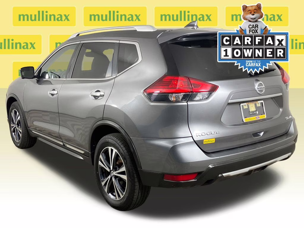 2017 Gun Metallic Nissan Rogue SL AWD SUV