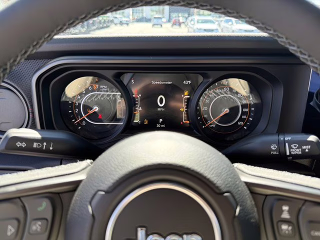 2026 Bright White Clearcoat Jeep Gladiator Rubicon X 4X4 Truck