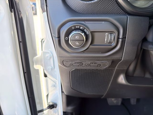 2026 Bright White Clearcoat Jeep Gladiator Rubicon X 4X4 Truck