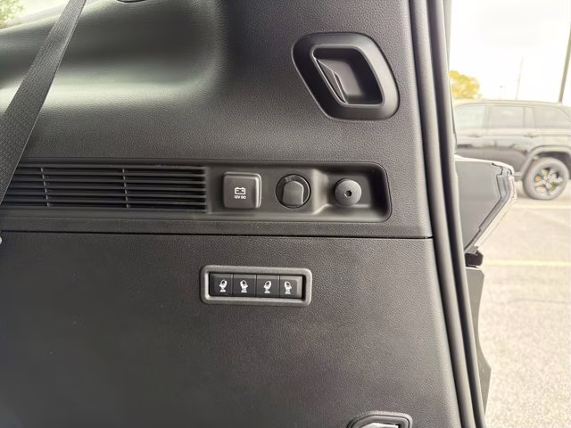 2026 High Gloss Black Jeep Grand Wagoneer 4X4 SUV