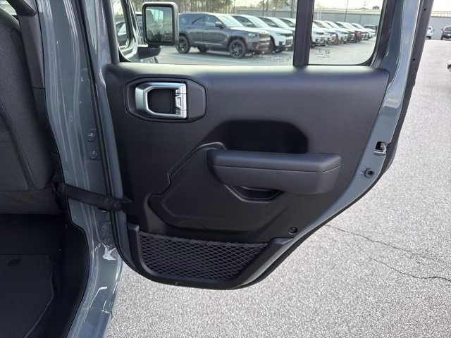 2026 Anvil Clearcoat Jeep Gladiator Sport 4X4 Truck