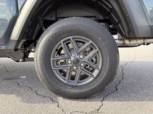 2026 Anvil Clearcoat Jeep Gladiator Sport 4X4 Truck