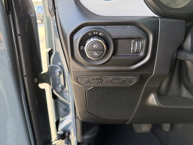 2026 Anvil Clearcoat Jeep Gladiator Sport 4X4 Truck