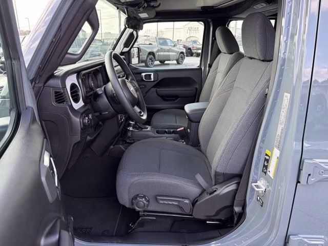 2026 Anvil Clearcoat Jeep Gladiator Sport 4X4 Truck