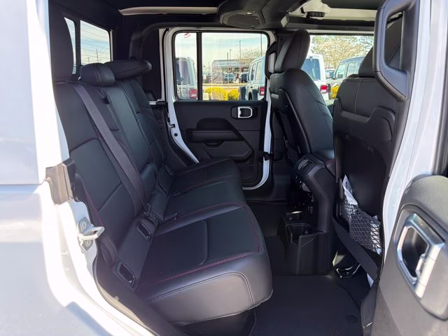 2026 Bright White Clearcoat Jeep Gladiator Rubicon X 4X4 Truck