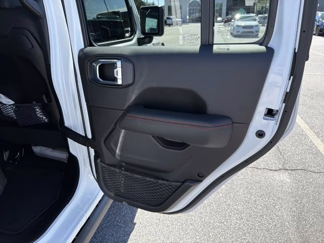 2026 Bright White Clearcoat Jeep Gladiator Rubicon X 4X4 Truck