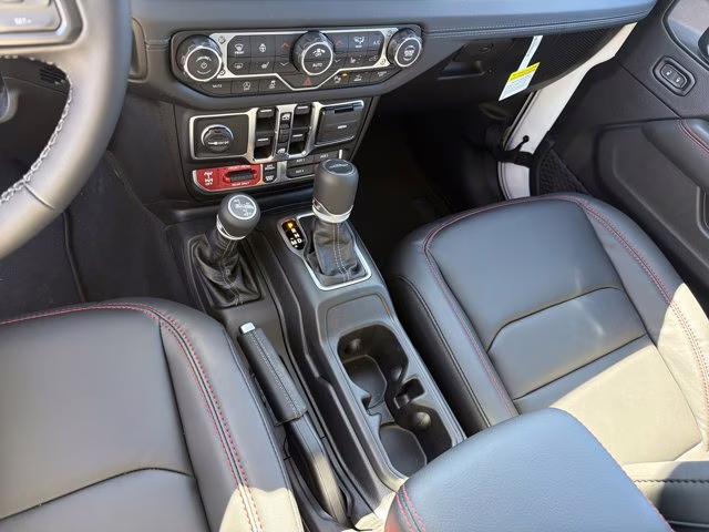 2026 Bright White Clearcoat Jeep Gladiator Rubicon X 4X4 Truck