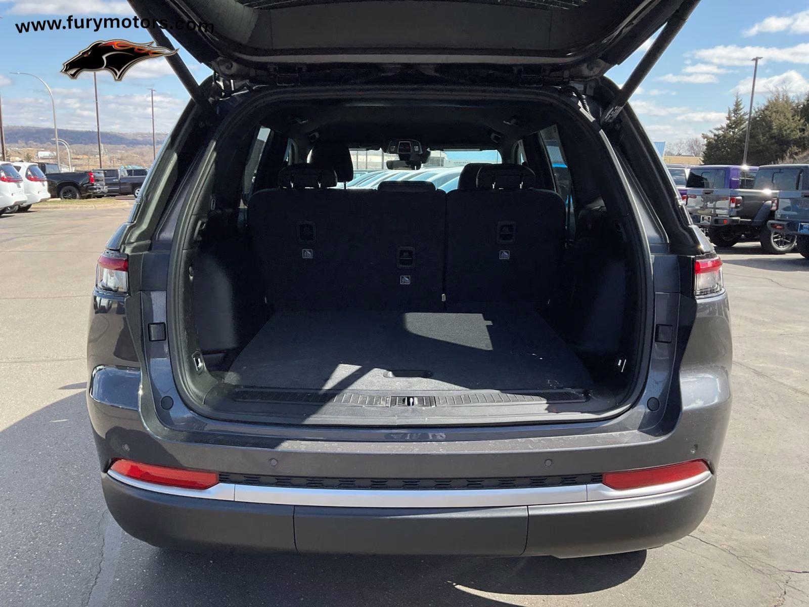 2026 Baltic Gray Metallic Clearcoat Jeep Grand Cherokee Limited 4X4 SUV