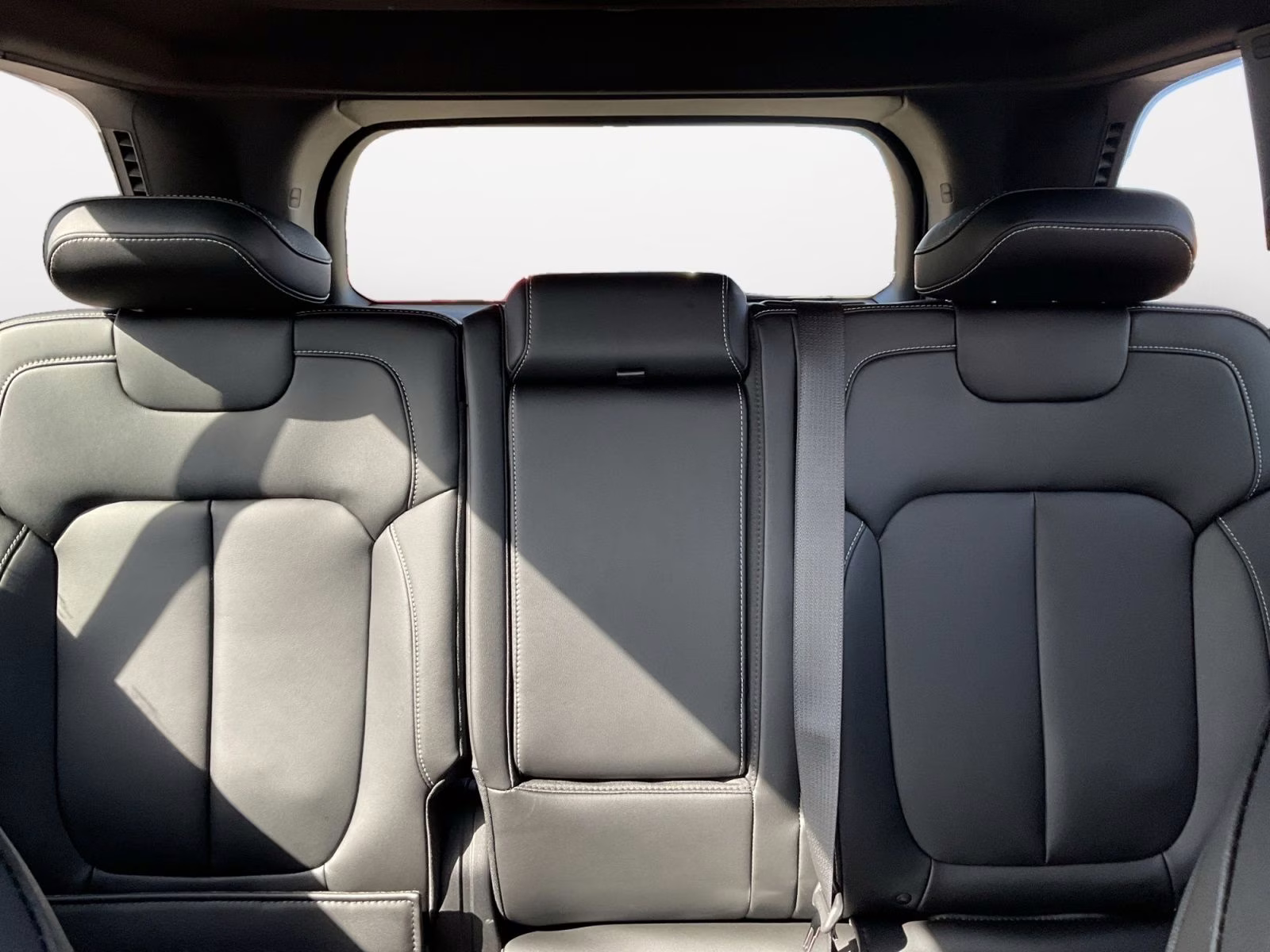 2026 Bright White Clearcoat Jeep Grand Cherokee Limited 4X4 SUV