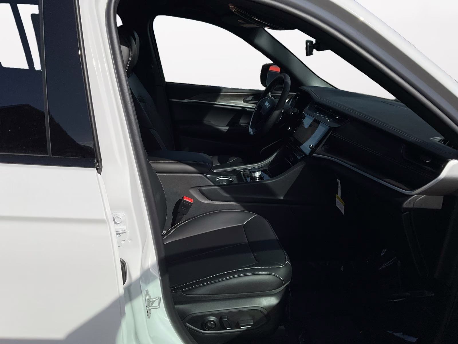 2026 Bright White Clearcoat Jeep Grand Cherokee Limited 4X4 SUV