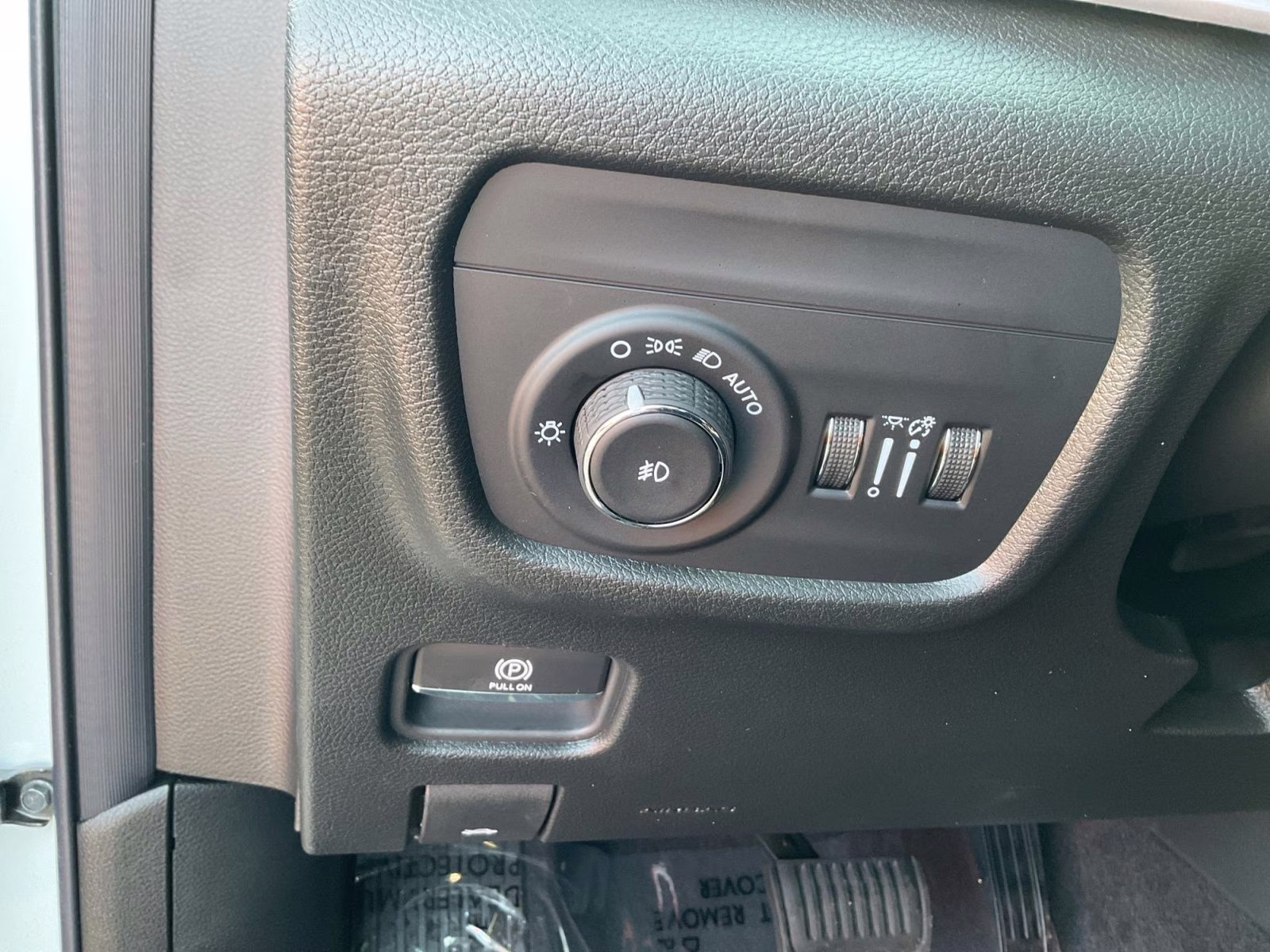 2026 Bright White Clearcoat Jeep Grand Cherokee Limited 4X4 SUV